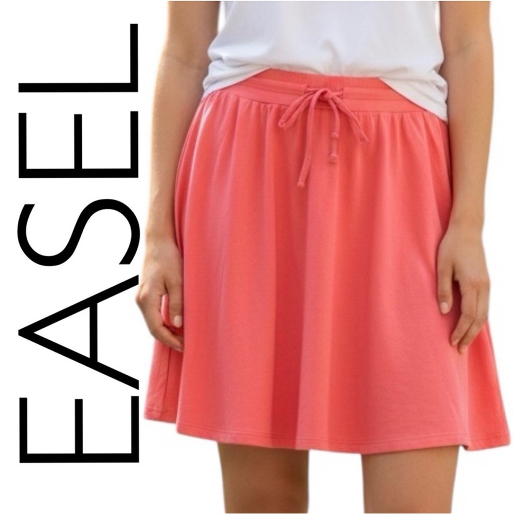 New Easel Women's Hot Coral Skirt